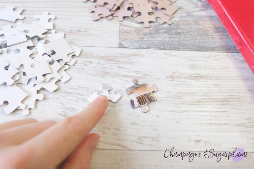 Easy DIY Valentine’s Puzzle Heart Champagne and Sugarplums 