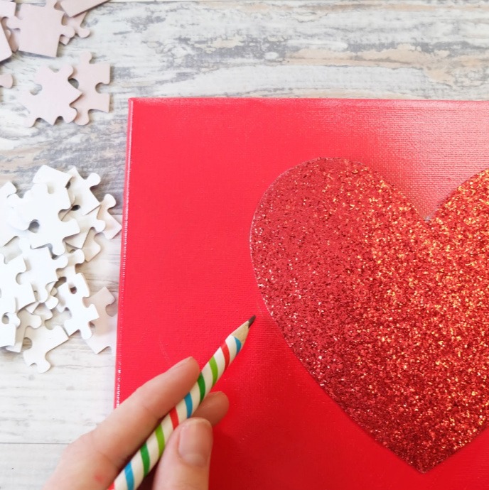 Easy DIY Valentine's Puzzle Heart by Champagne and Sugarplums