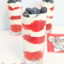 Easy and Quick Fourth of July Strawberry Dessert