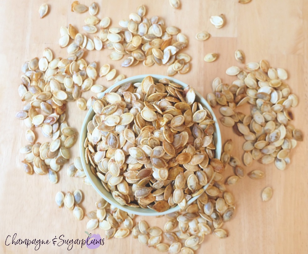 Pumpkin Spice Roasted Pumpkin Seeds