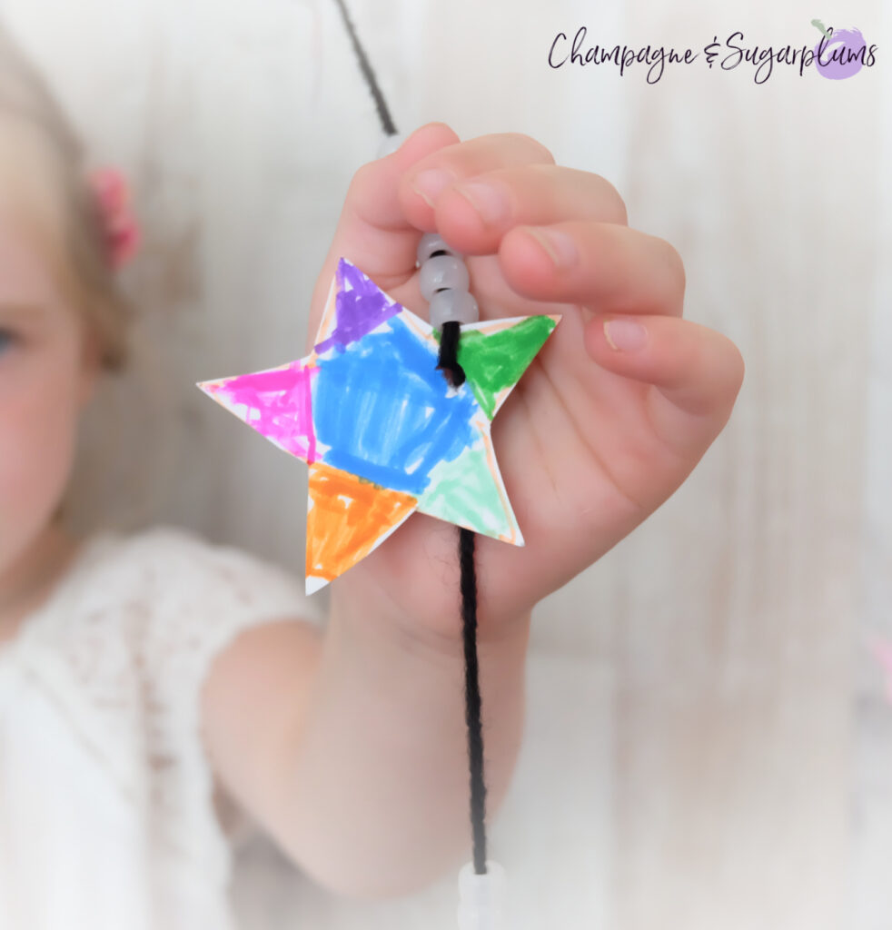 Shooting Star New Year's Eve Kids Craft by Champagne and Sugarplums