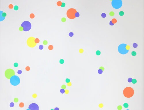 Fun and Easy Confetti Wall Decoration by Champagne and Sugarplums