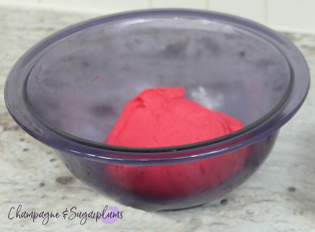 Easy No-Bake Valentine's Truffles by Champagne and Sugarplums
