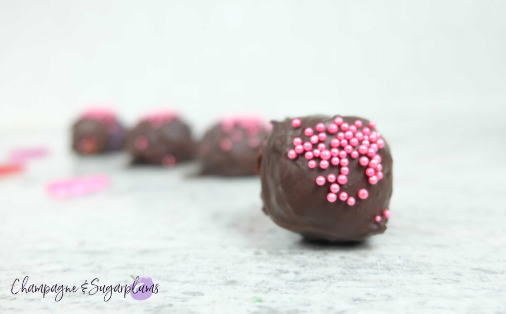 Easy No-Bake Valentine's Truffles by Champagne and Sugarplums 