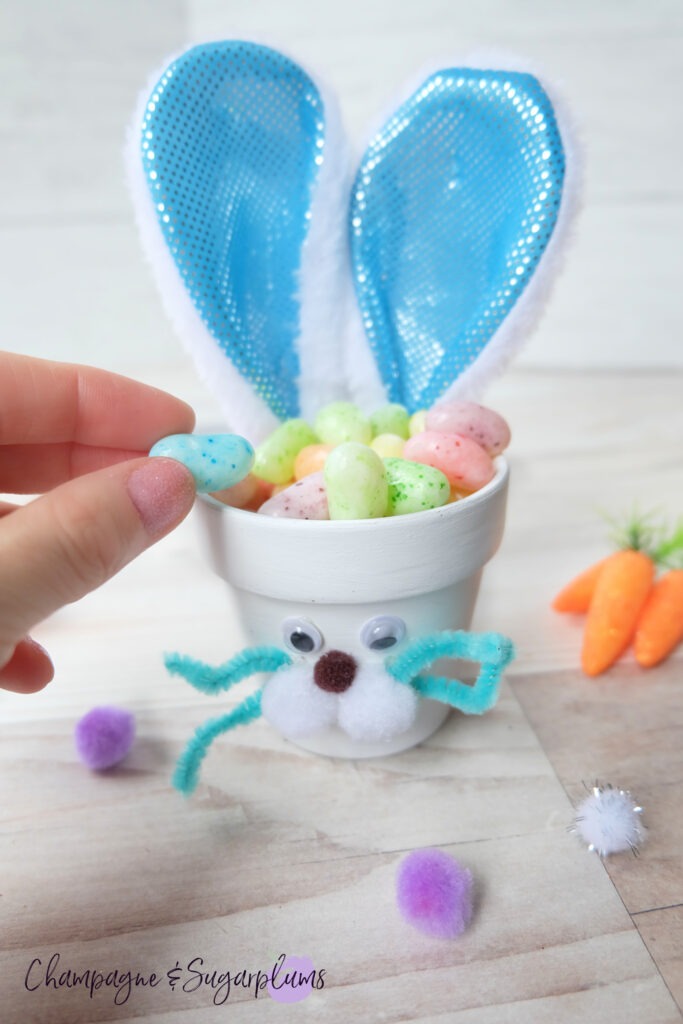Easy Easter Craft for Kids to Make by Champagne and Sugarplums
